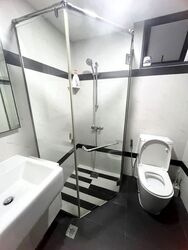 Symphony Suites (D27), Condominium #558699371